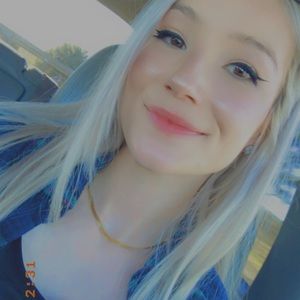 Meet your Posher, Jillian